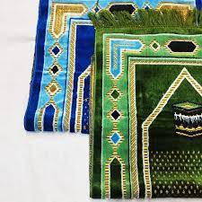 تصویر 3 از سجاده مخمل سبز + ماندگار و دوام در بافت